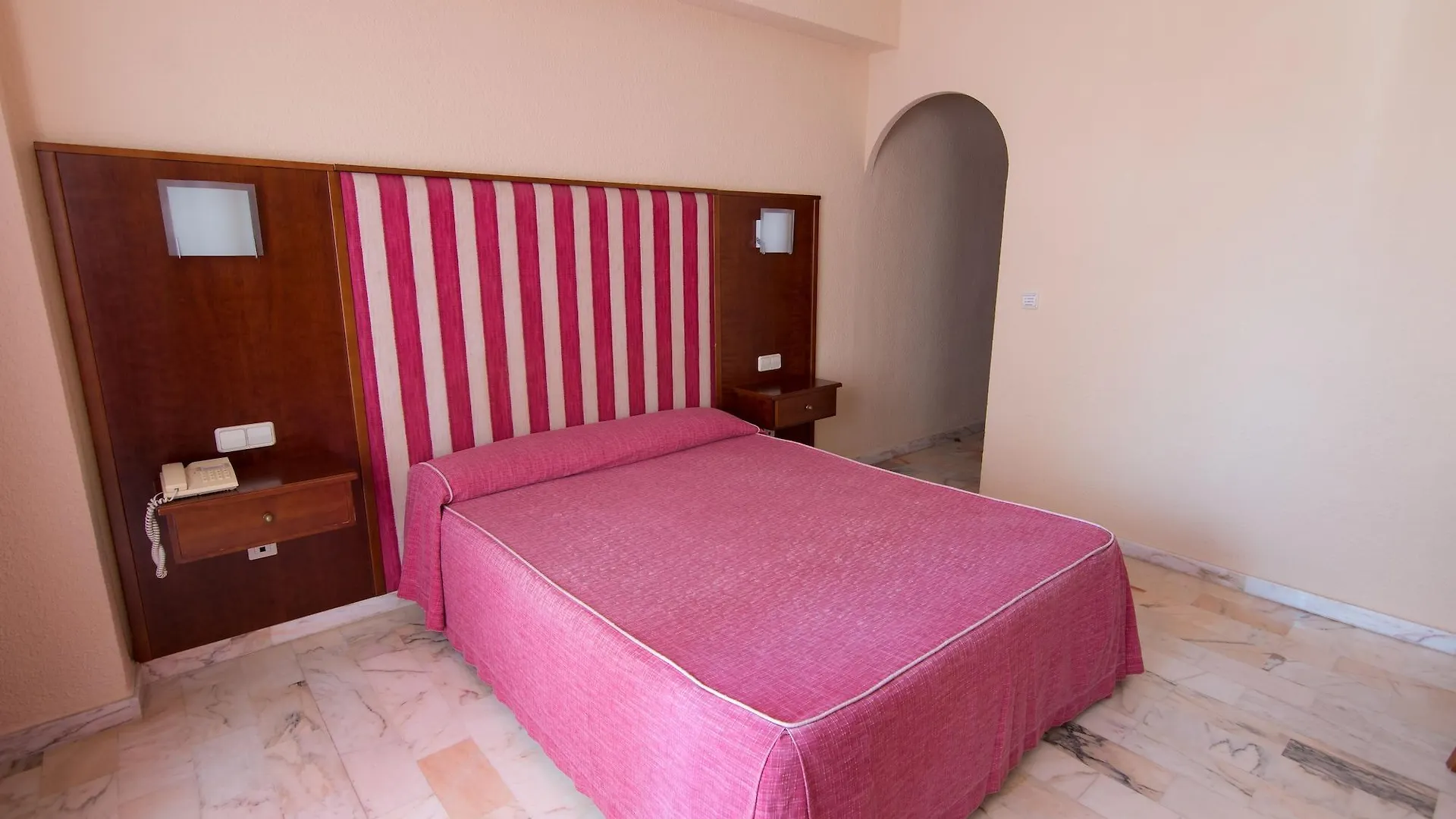 *** Hotel Bluesea Costa Serena Torremolinos Spagna